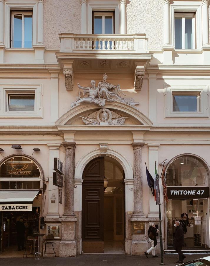 Residenza Tritone Luxury Guest House Trevi Fountain Roma Exterior foto