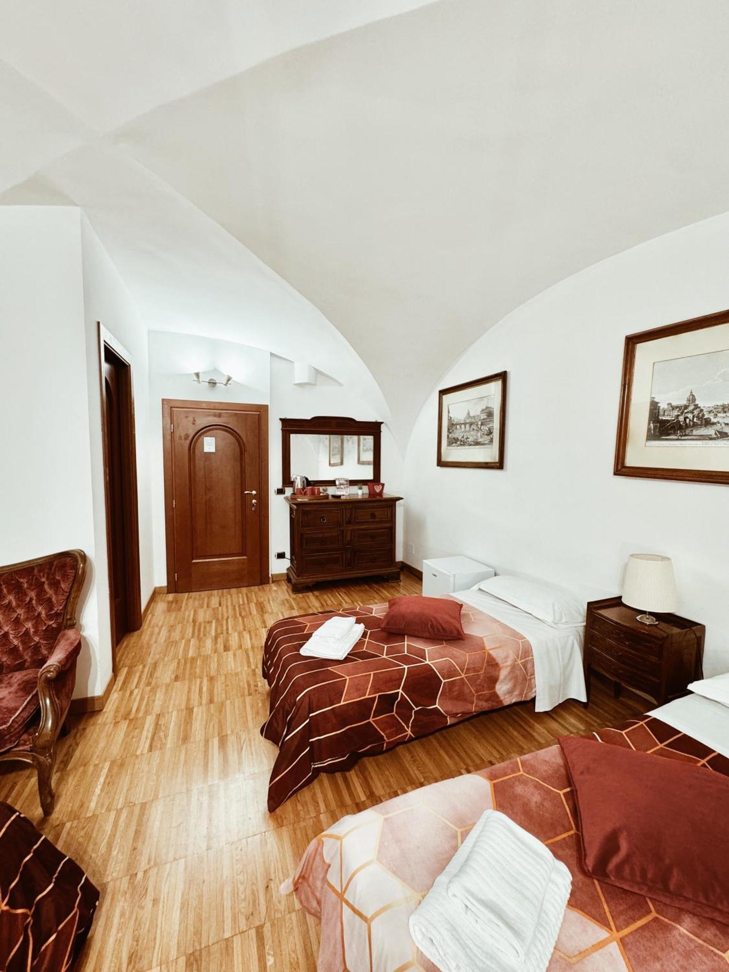 Residenza Tritone Luxury Guest House Trevi Fountain Roma Exterior foto