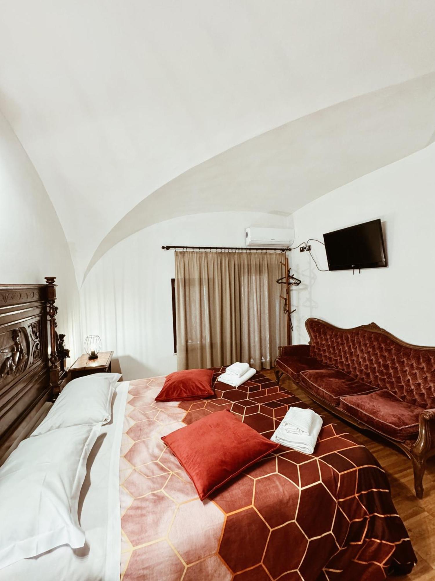 Residenza Tritone Luxury Guest House Trevi Fountain Roma Exterior foto